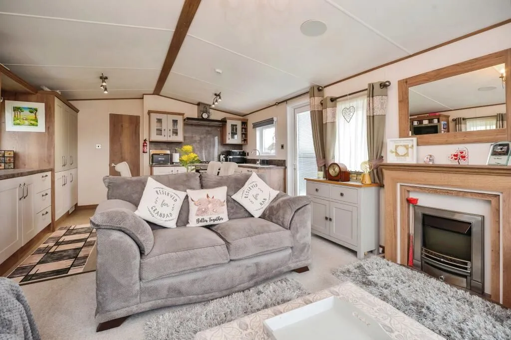 Darlington, County Durham, DL1 1DL - Online Auctions