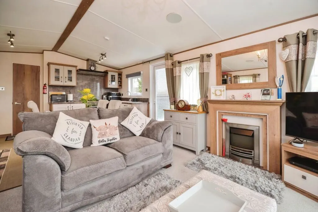 Darlington, County Durham, DL1 1DL - Online Auctions