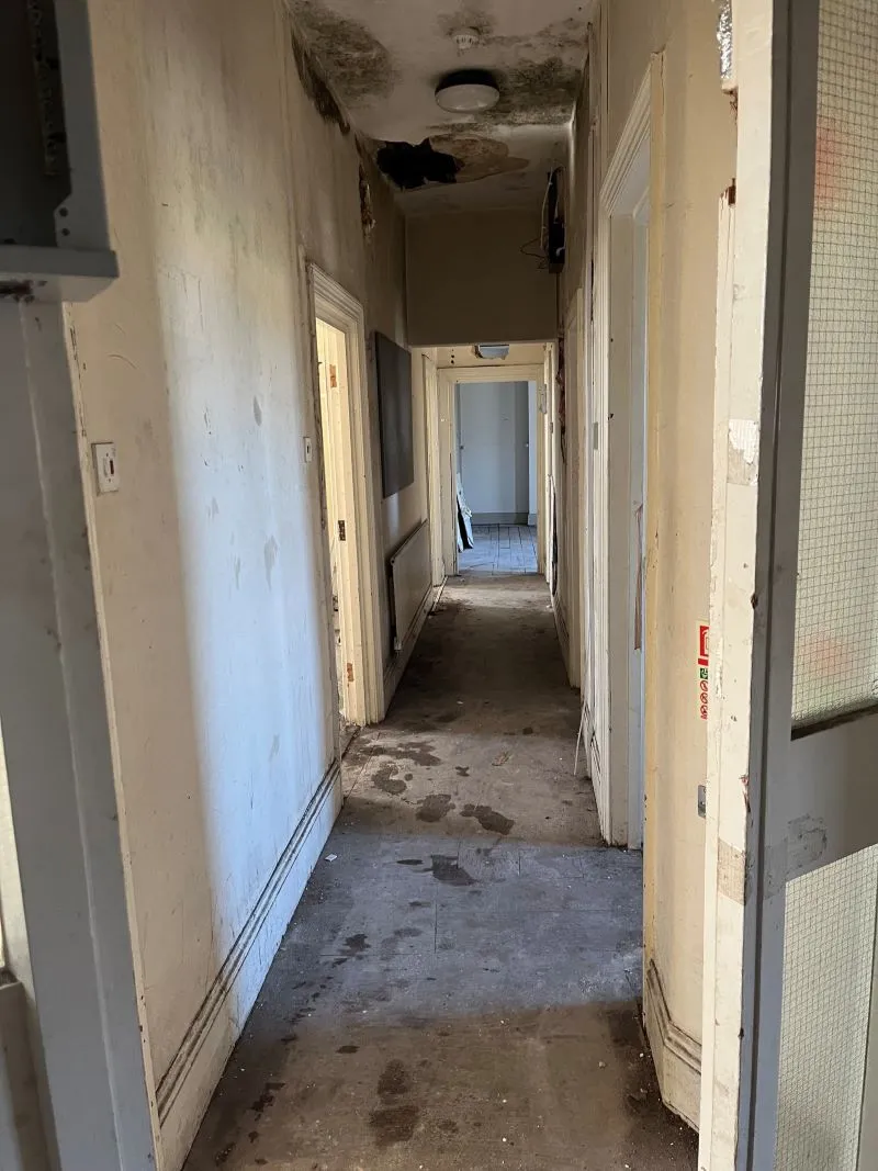 Ebbw Vale, Gwent, NP23 6HL - Online Auctions