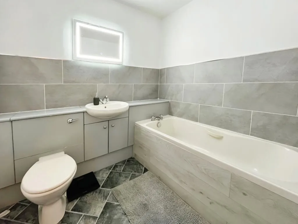 Wills Oval, Newcastle upon Tyne, Tyne and Wear, NE7 7RW - Online Properties
