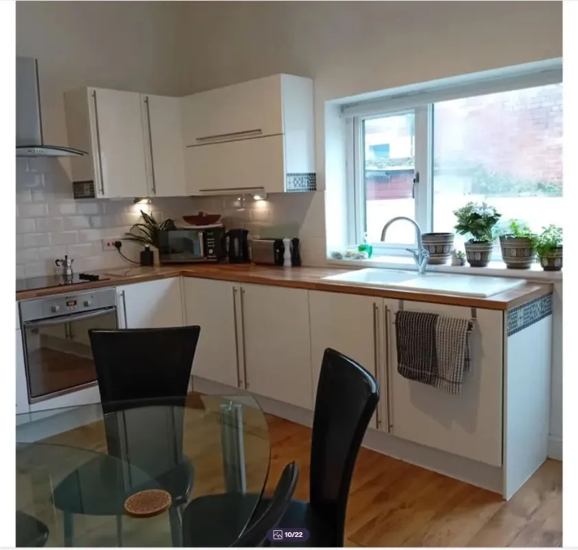 Chorley, Lancashire, PR7 2AZ - Online Auctions