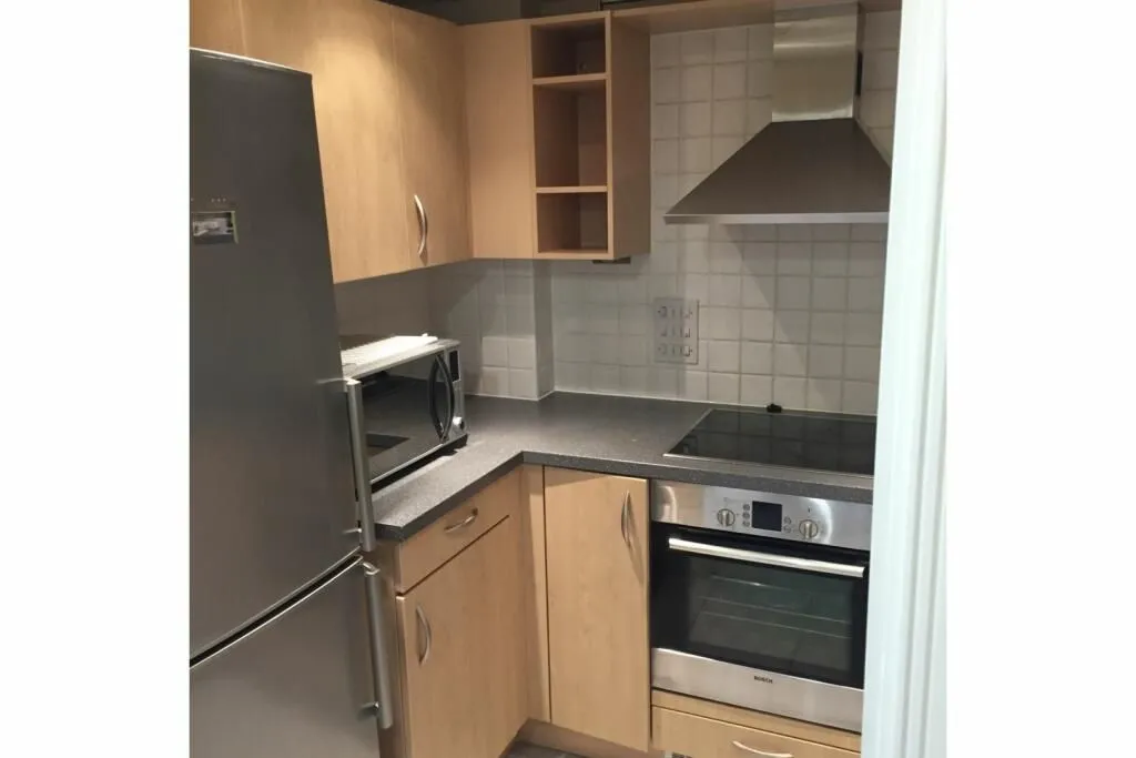 Kingswood Court, Hither Green Lane, London, SE13 6TD - Online Auctions