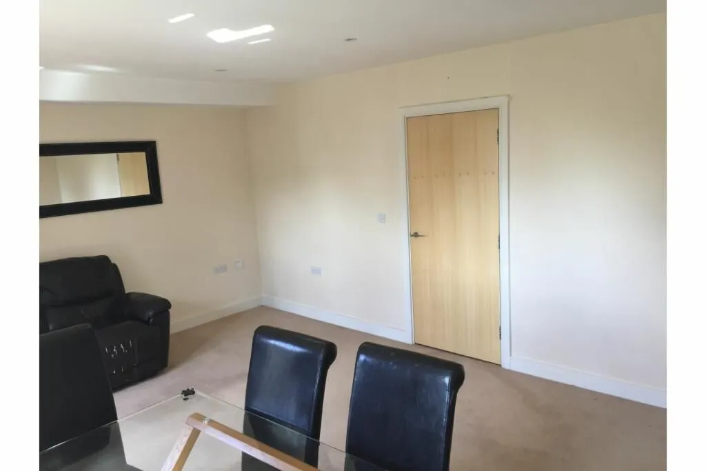 Kingswood Court, Hither Green Lane, London, SE13 6TD - Online Auctions