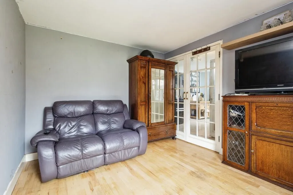 Kirkbymoorside, York, North Yorkshire, YO62 6EB - Online Auctions