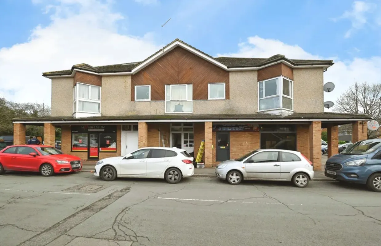 Wokingham, Berkshire, RG40 1RY - Online Auctions