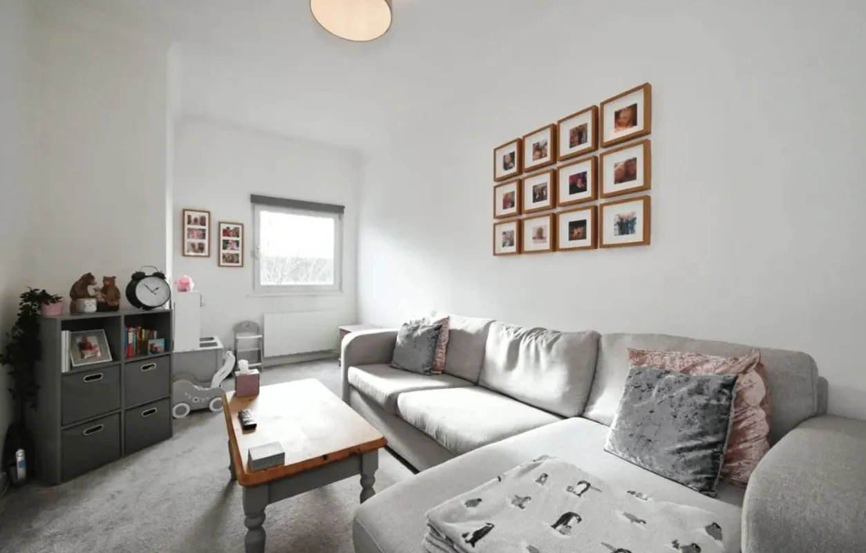 Wokingham, Berkshire, RG40 1RY - Online Auctions