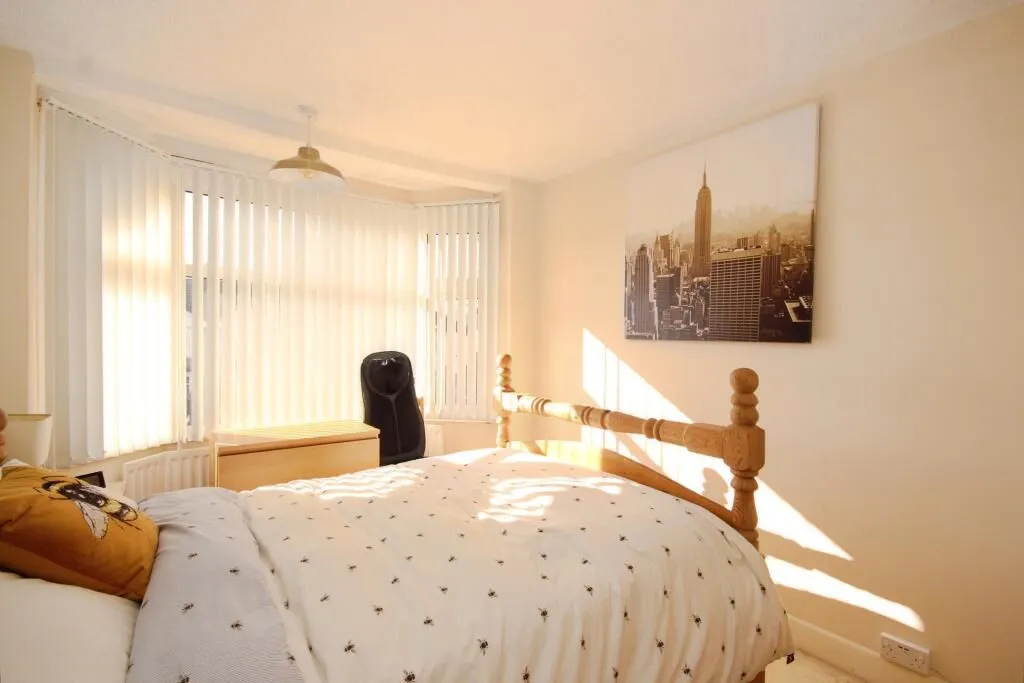 Coventry, West Midlands, CV4 9BS - Online Auctions