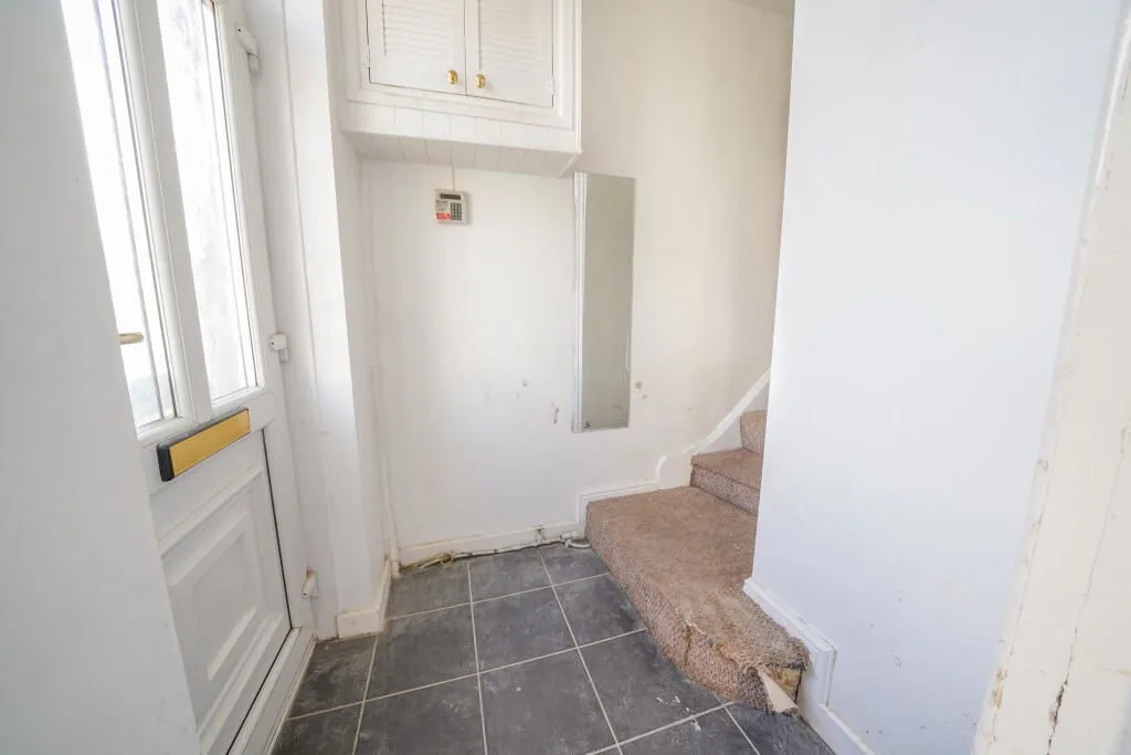 Brynhyfryd, Swansea, West Glamorgan, SA5 9JU - Online Properties