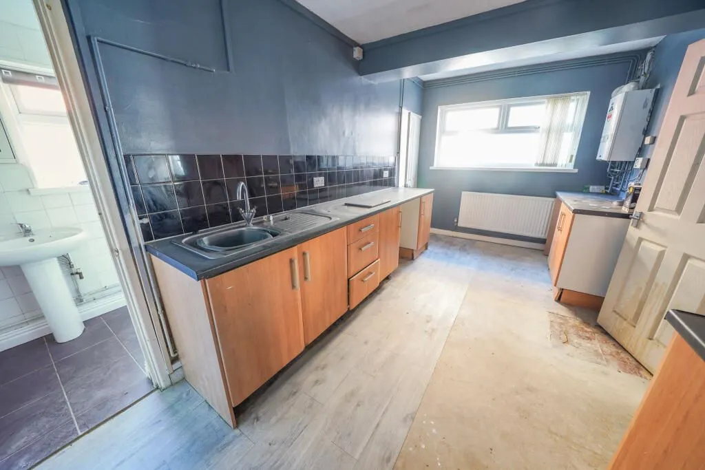 Brynhyfryd, Swansea, West Glamorgan, SA5 9JU - Online Properties