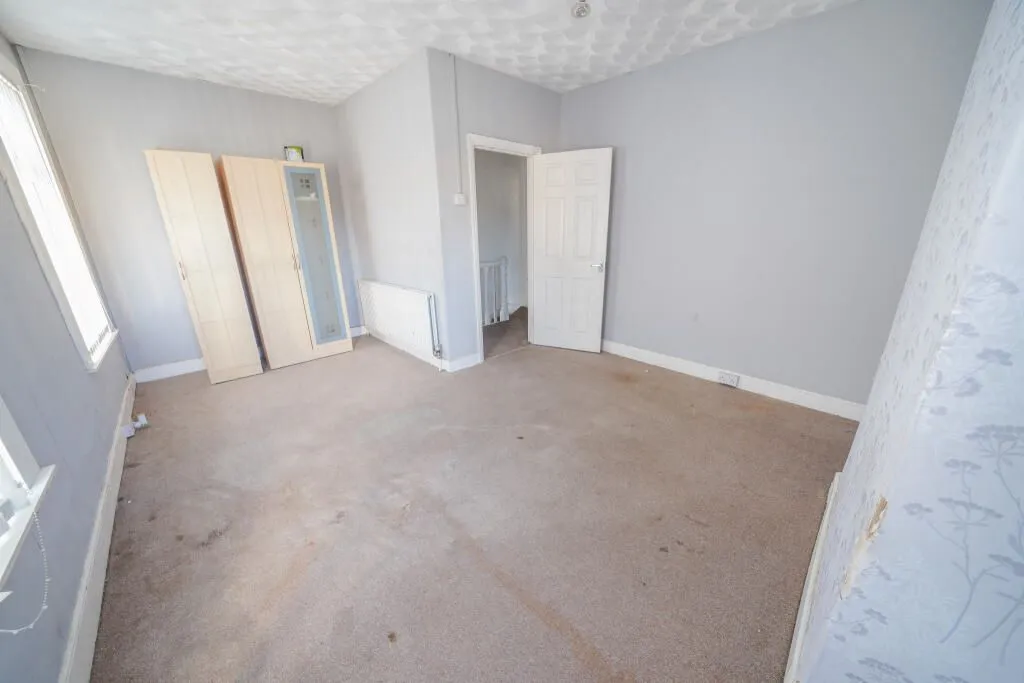 Brynhyfryd, Swansea, West Glamorgan, SA5 9JU - Online Properties