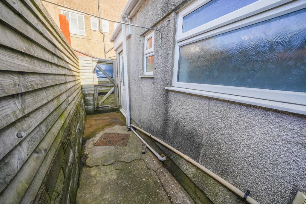 Brynhyfryd, Swansea, West Glamorgan, SA5 9JU - Online Properties