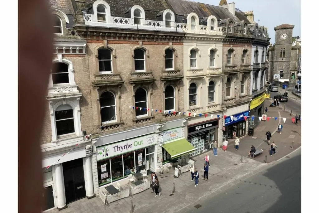 Fleet Court, 26 Fleet Street, Torquay, Devon, TQ1 1DR - Online Auctions
