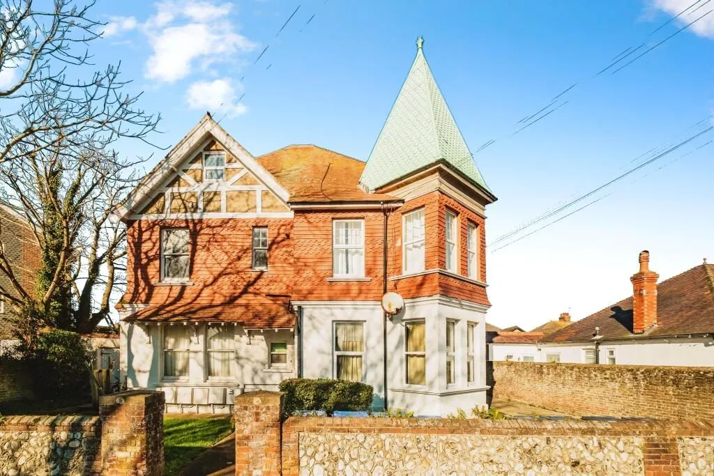 Tower House, 5 Reigate Road, Worthing, West Sussex, BN11 5NF - Online Auctions