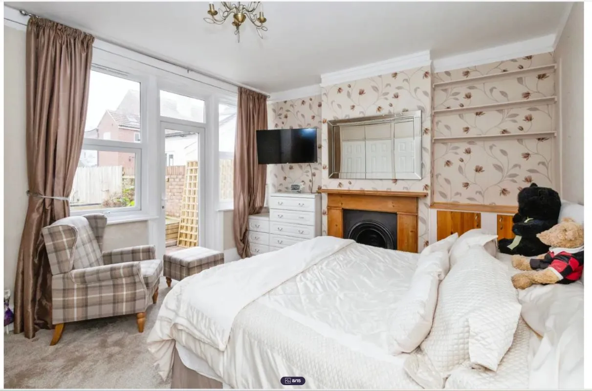 28 Goldsmith Avenue, Southsea, Hampshire, PO4 8QT - Online Auctions