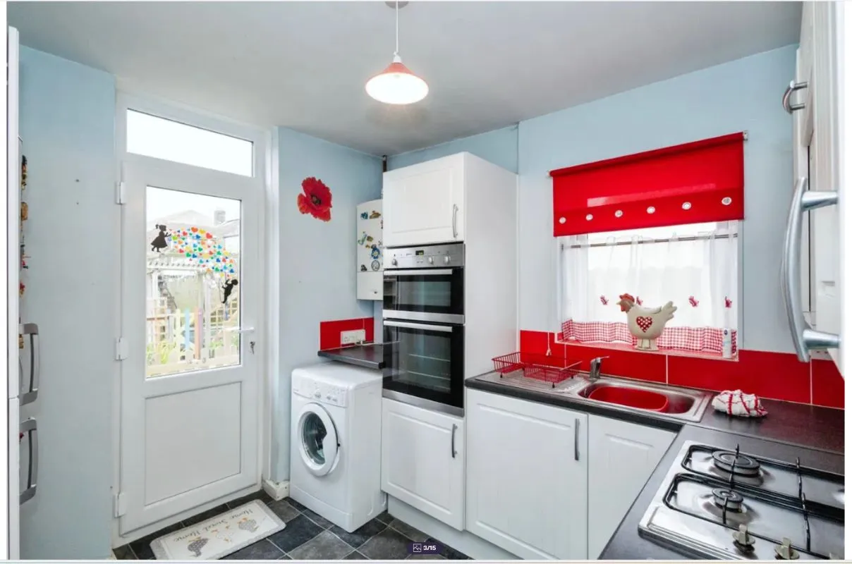 28 Goldsmith Avenue, Southsea, Hampshire, PO4 8QT - Online Auctions