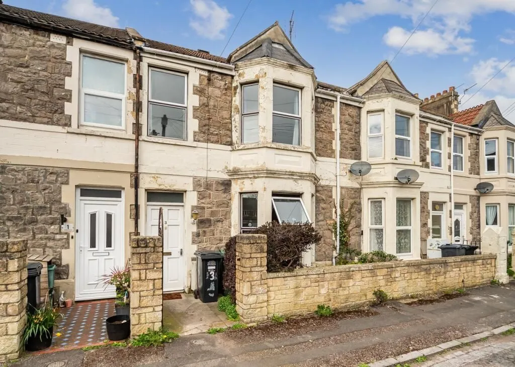 Weston-Super-Mare, Avon, BS23 3EB - Online Auctions