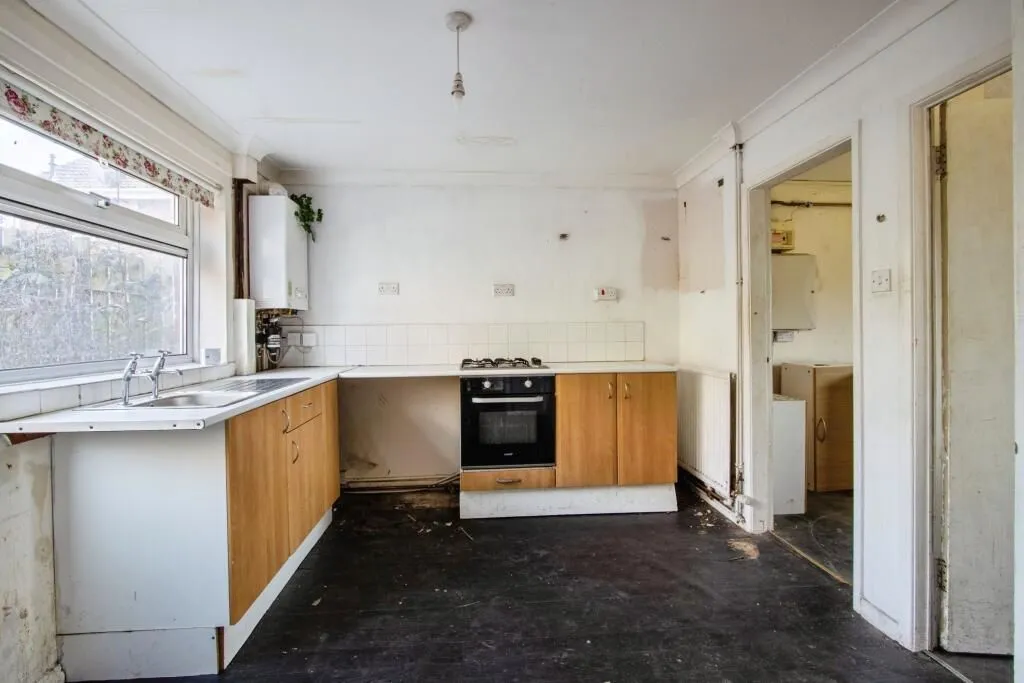 Darfield, Barnsley, South Yorkshire, S73 9QP - Online Auctions
