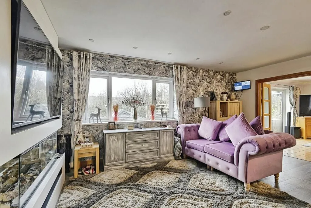 Old Lane, Halifax, West Yorkshire, HX3 6TF - Online Auctions