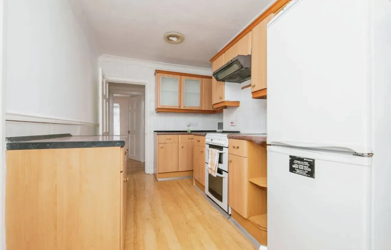 Clacton-on-Sea, Essex, CO15 3JB - Online Auctions
