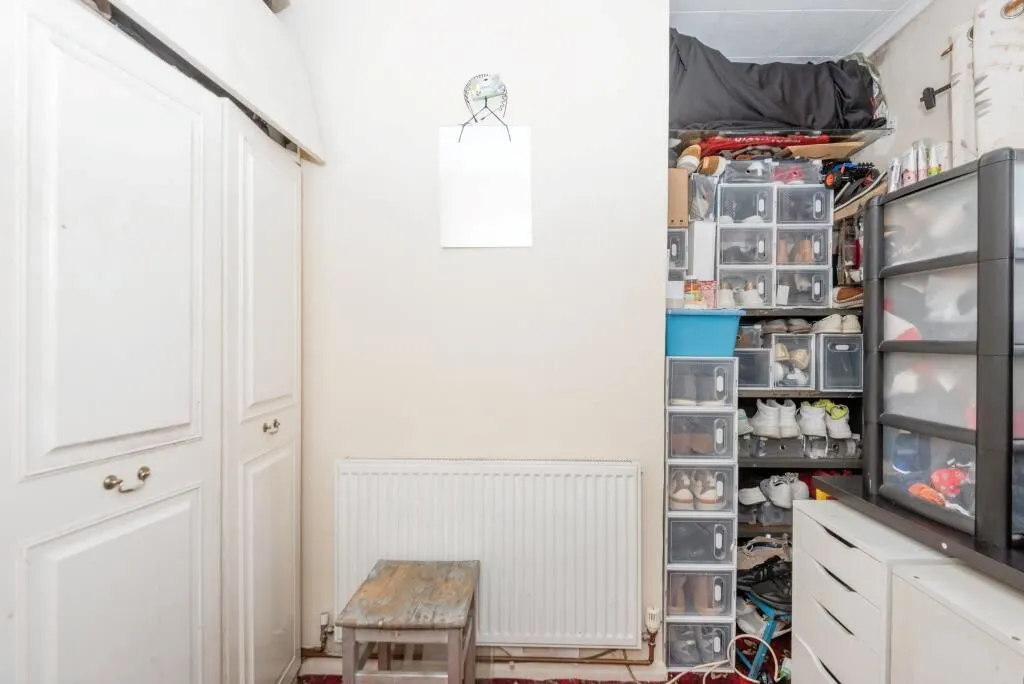 Wembley, Middlesex, HA0 1JG - Online Auctions