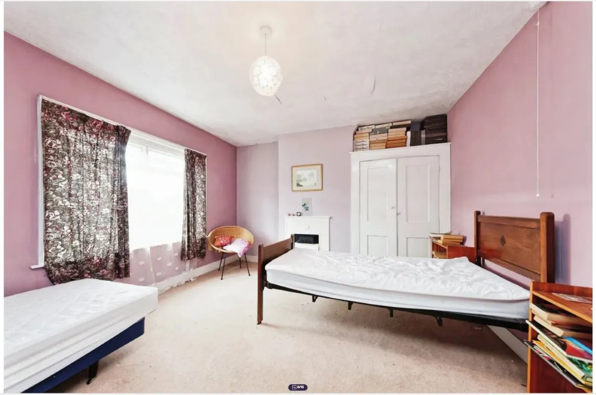 Sandwich, Kent, CT13 0AY - Online Auctions