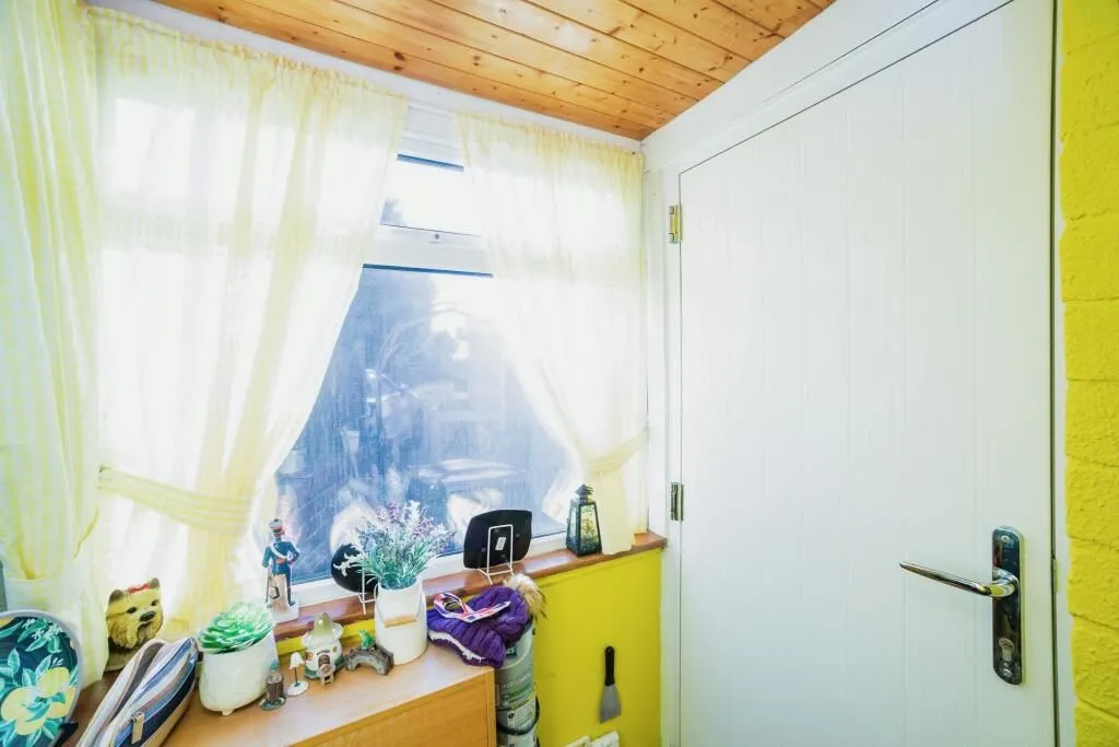 Cudworth, Barnsley, South Yorkshire, S72 8TX - Online Auctions