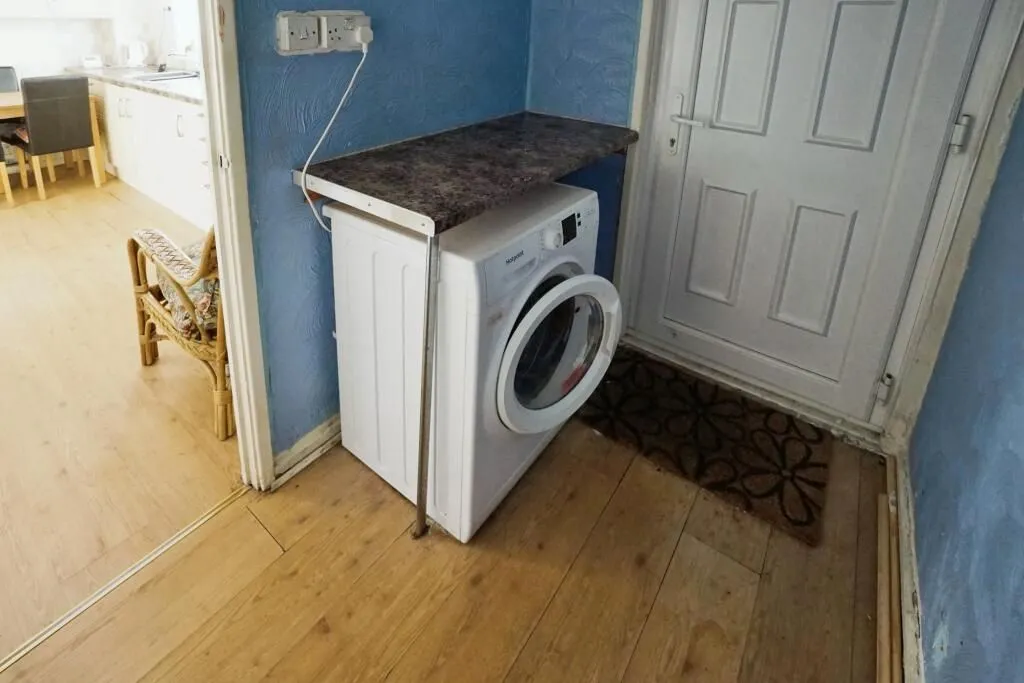 Dudley, West Midlands, DY2 0AW - Online Properties