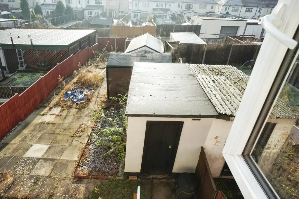 Dudley, West Midlands, DY2 0AW - Online Properties