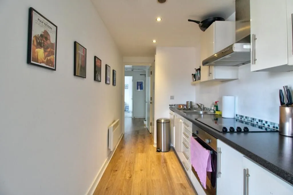 22 Loom Street, Manchester, Lancashire, M4 6AN - Online Properties