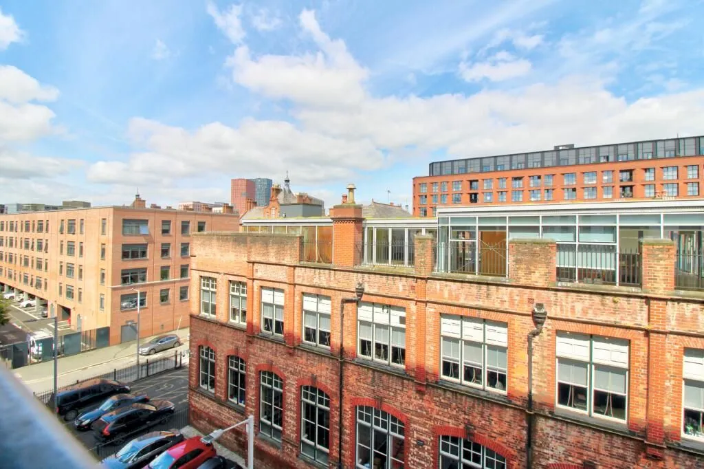 22 Loom Street, Manchester, Lancashire, M4 6AN - Online Properties