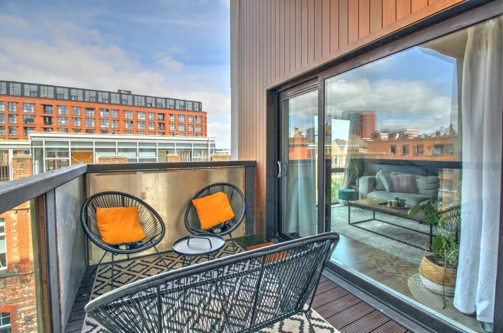 22 Loom Street, Manchester, Lancashire, M4 6AN - Online Properties