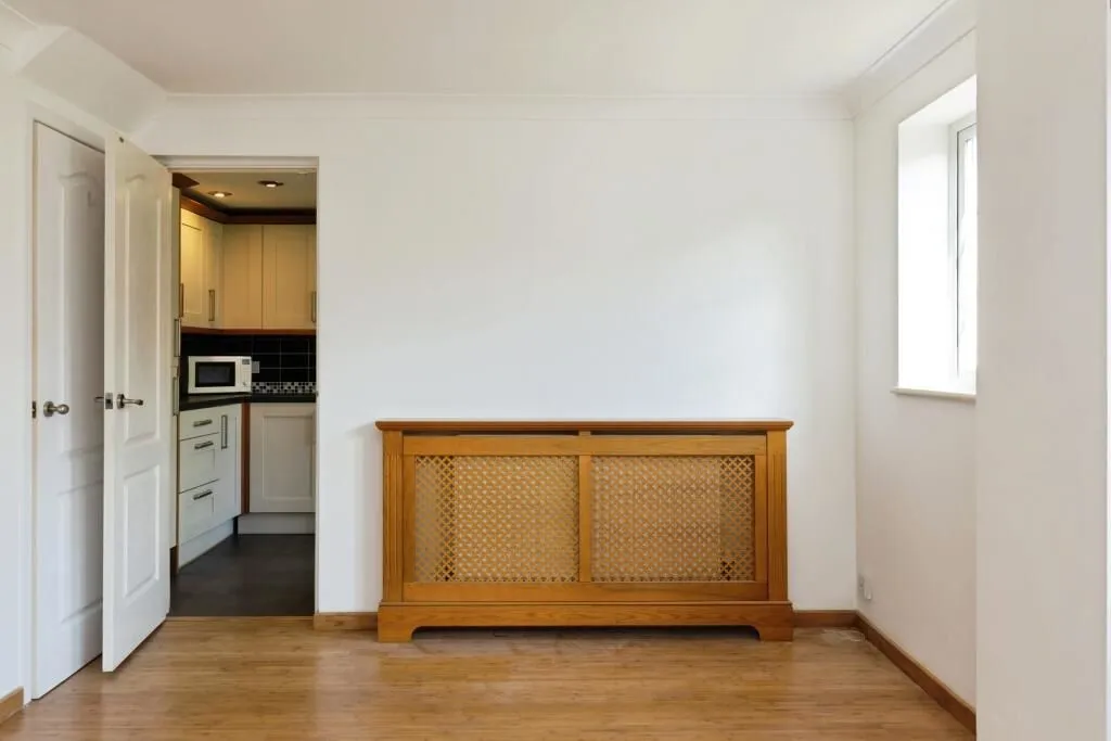 Cheltenham, Gloucestershire, GL51 0UE - Online Auctions