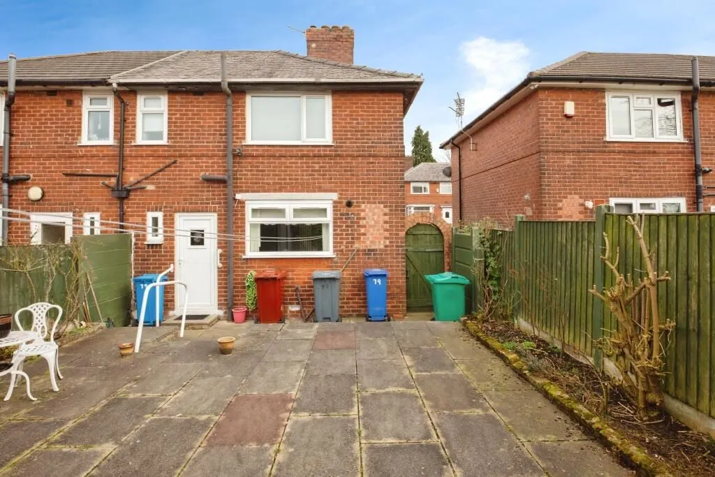 Manchester, Lancashire, M11 4HT - Online Auctions