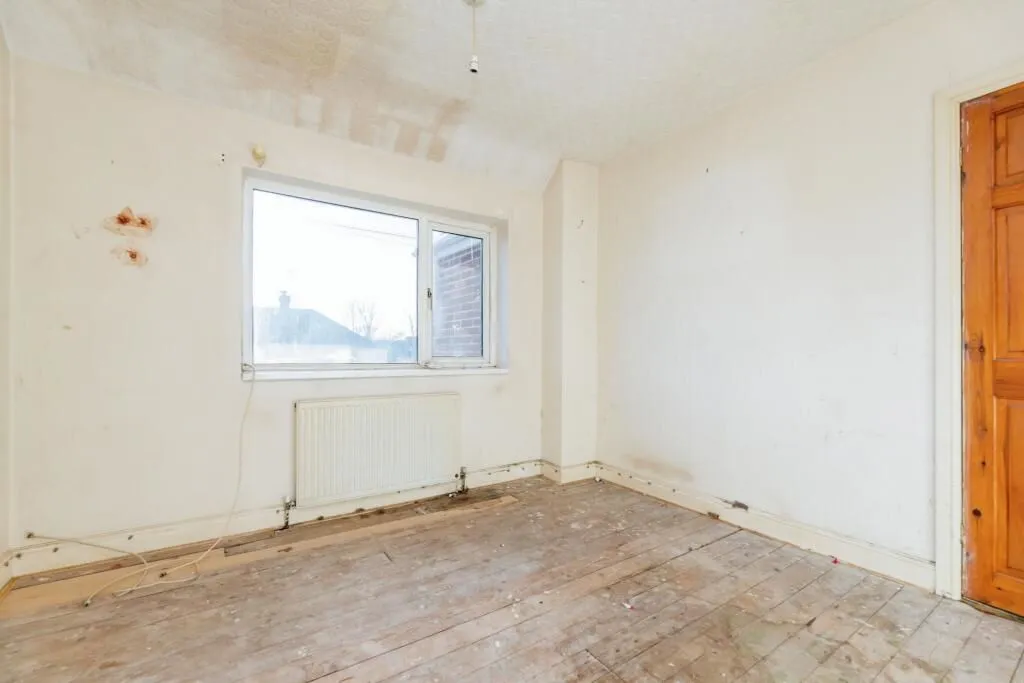 SHEFFIELD, South Yorkshire, S35 1TY - Online Auctions