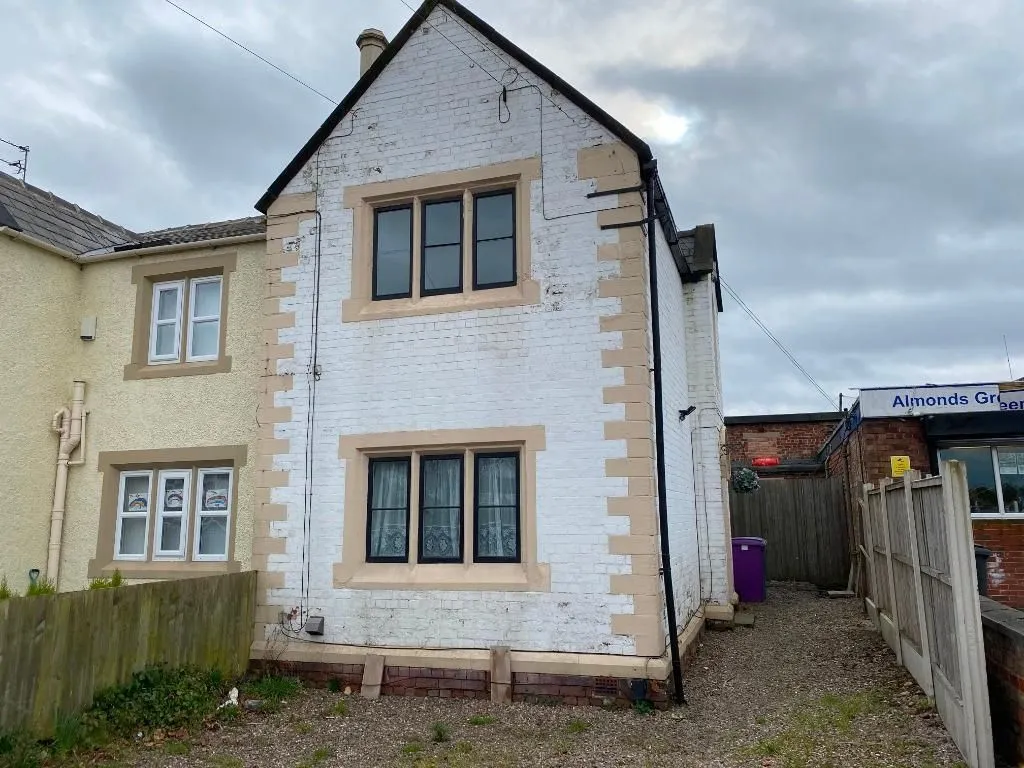 Liverpool, Merseyside, L12 5HR - Online Auctions