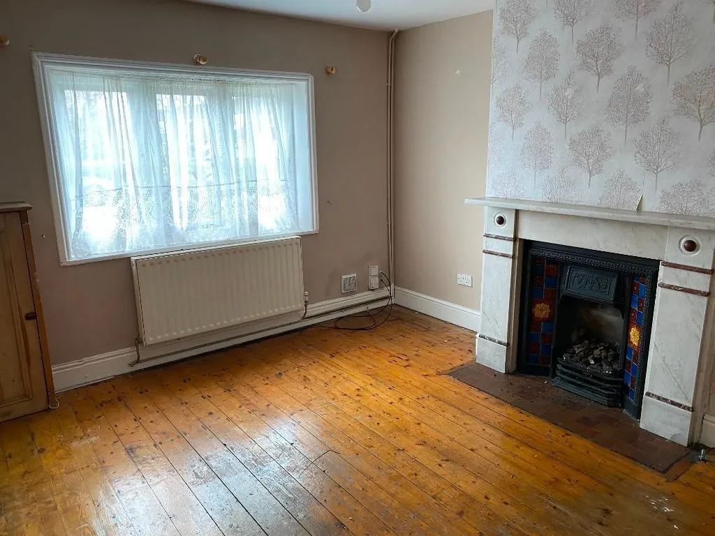 Liverpool, Merseyside, L12 5HR - Online Auctions