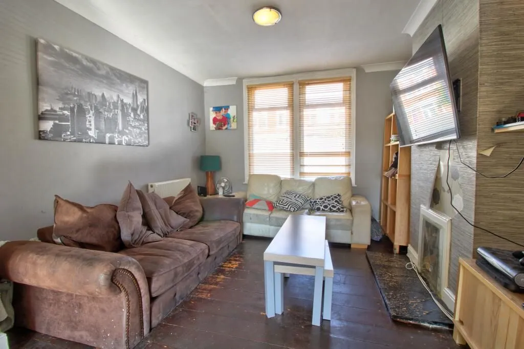 Ipswich, Suffolk, IP1 2EG - Online Properties