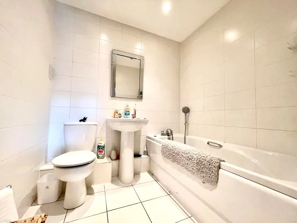 Liverpool, Merseyside, L6 4EU - Online Properties