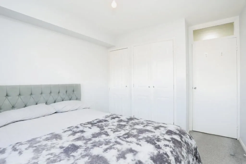 Sidcup, Kent, DA14 6AN - Online Auctions