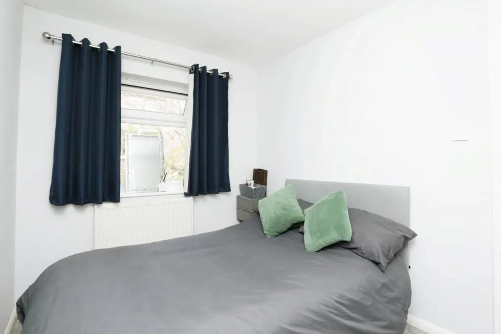 Sidcup, Kent, DA14 6AN - Online Auctions