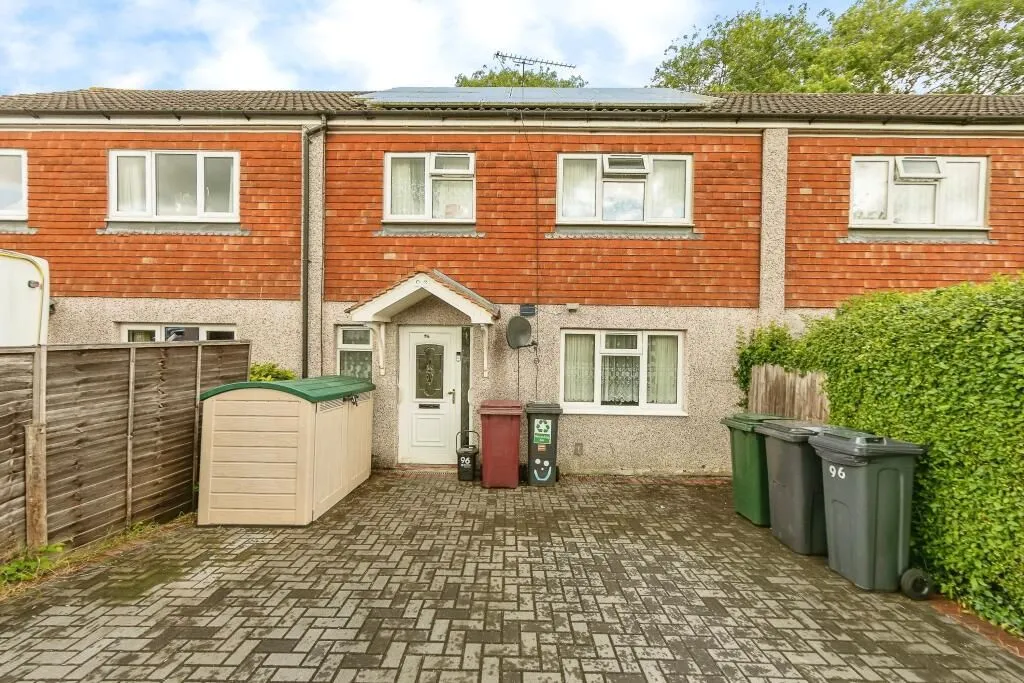 Tilehurst, Reading, Berkshire, RG30 4SS - Online Auctions