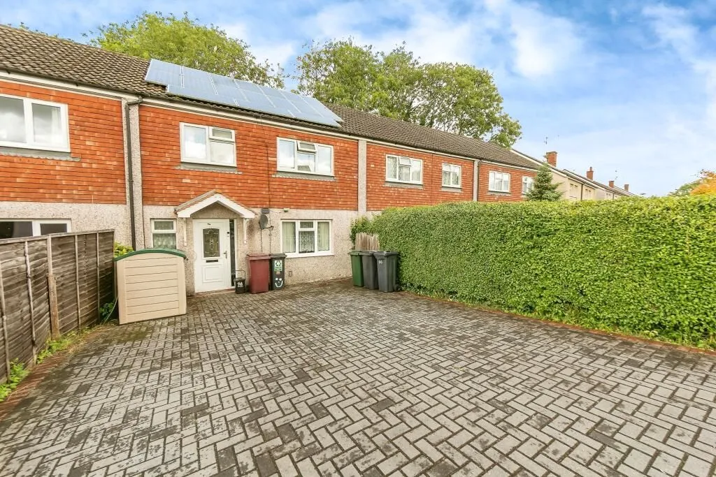 Tilehurst, Reading, Berkshire, RG30 4SS - Online Auctions