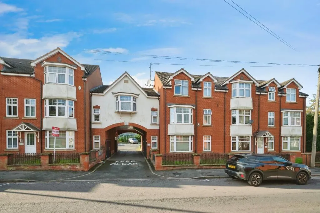 Lecanvey, 140 Summer Road, Erdington, Birmingham, West Midlands, B23 6DY - Online Auctions
