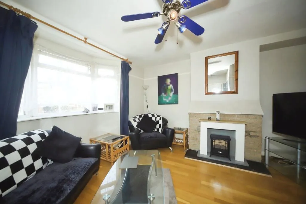 Taunton, Somerset, TA1 2DG - Online Auctions