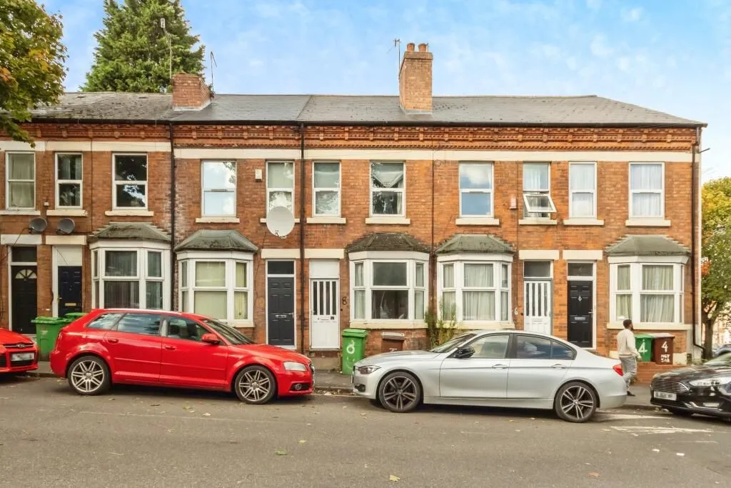 Nottingham, Nottinghamshire, NG7 5AA - Online Auctions