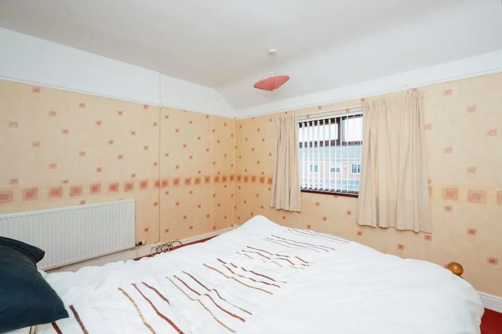 St. Helens, Merseyside, WA9 4HL - Online Auctions