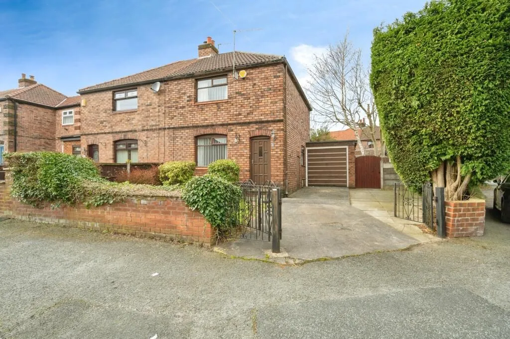St. Helens, Merseyside, WA9 4HL - Online Auctions