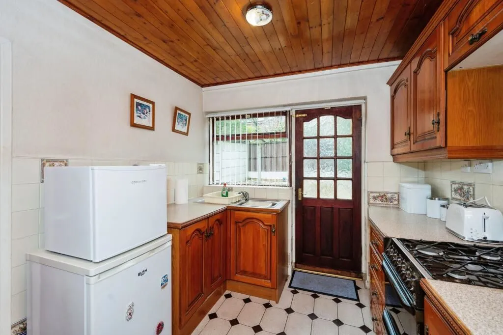 St. Helens, Merseyside, WA9 4HL - Online Auctions