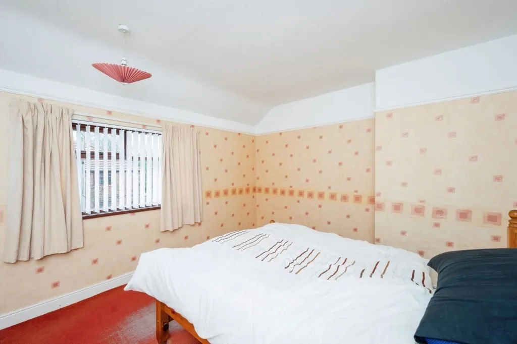 St. Helens, Merseyside, WA9 4HL - Online Auctions