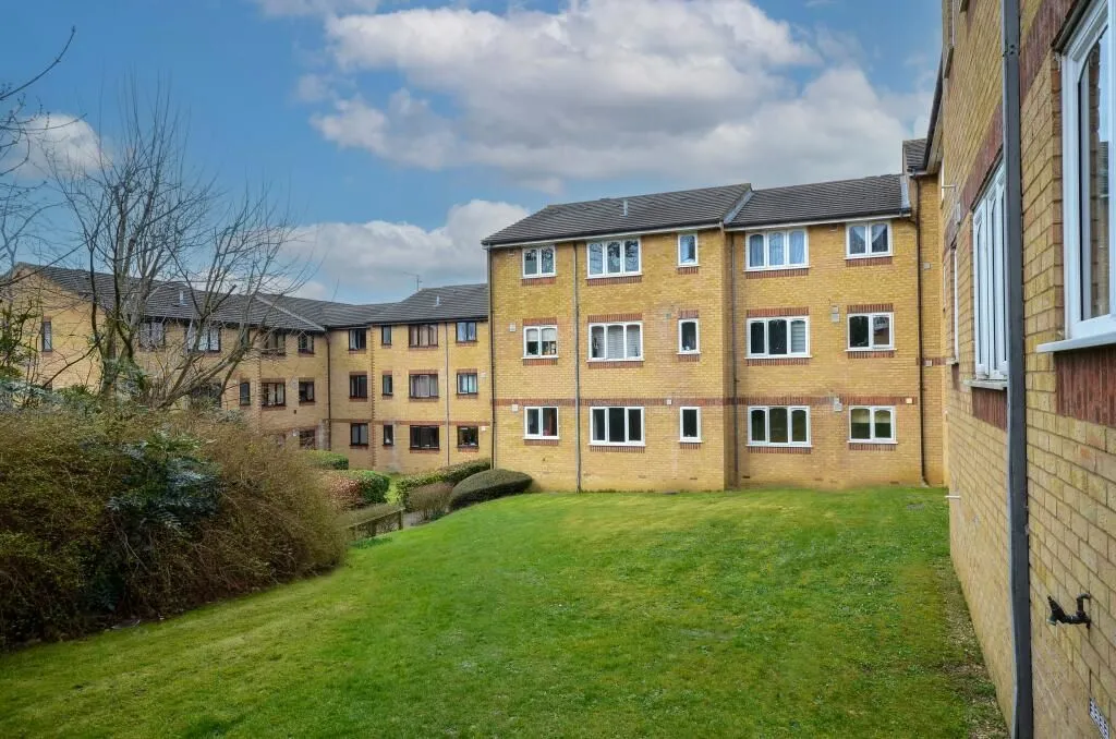 Watford, Hertfordshire, WD24 7PL - Online Properties